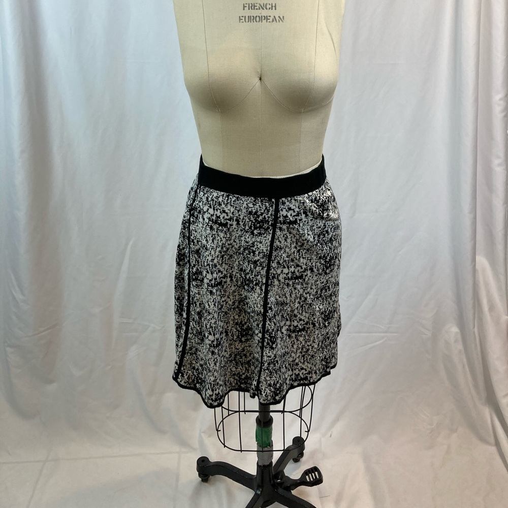 Ann Taylor cozy knee length sweater skirt